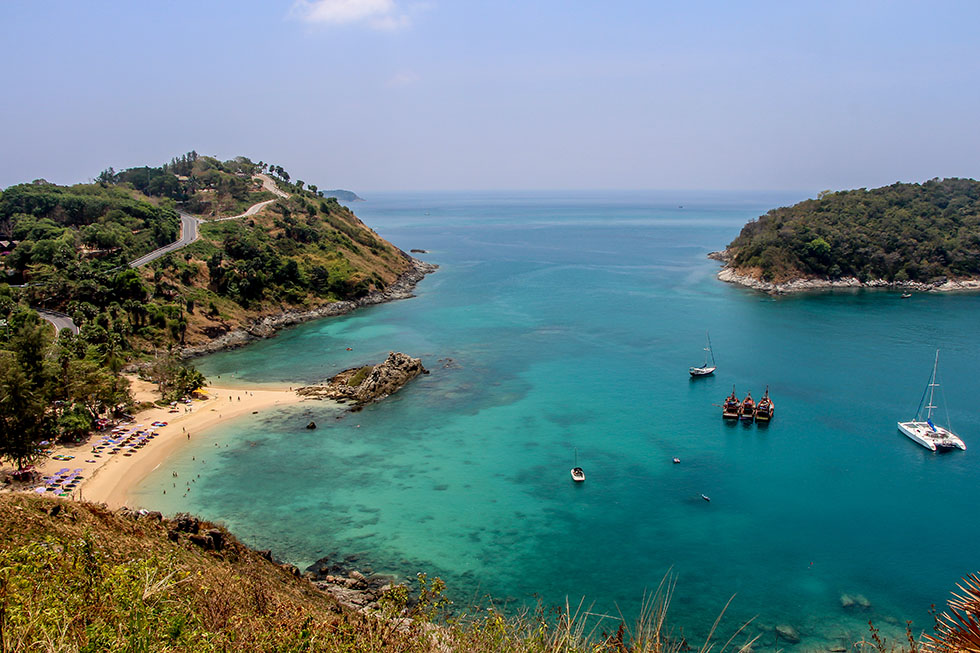 Ya nui Beach - discover all the beaches in phuket thailand - phuket sail tours