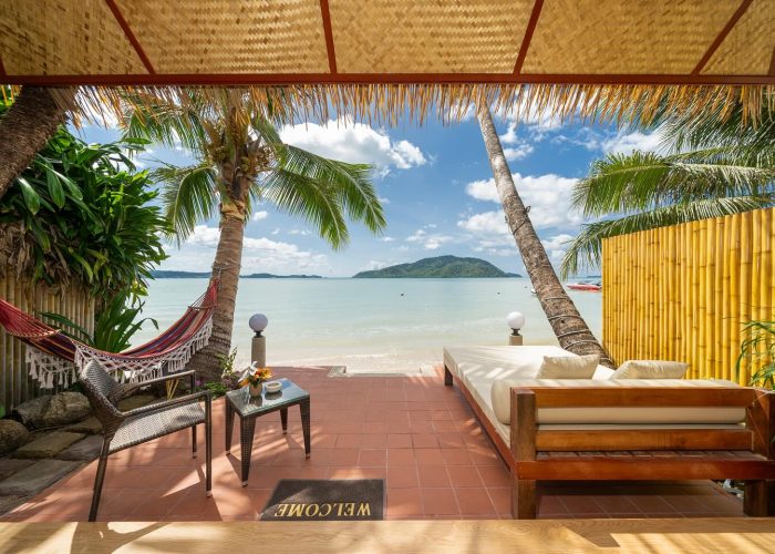 Friendship Beach resort - underpriced beachfront hotels in phuket - phuket sail tours