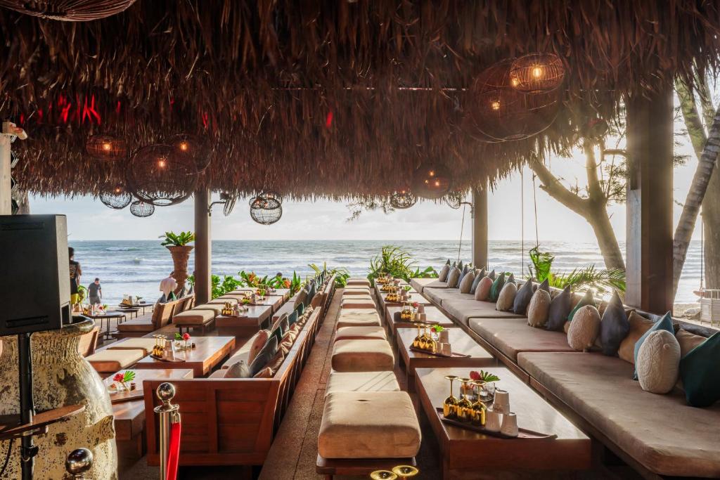 top 10 Best Restaurants in Phuket for Large Groups - Cafe Del Mar Beach club phuket - phuket sail tours