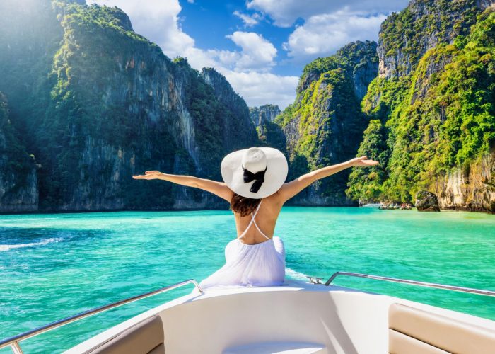 Avoiding seasickness on boat trips in phuket - phuket sail tours guide
