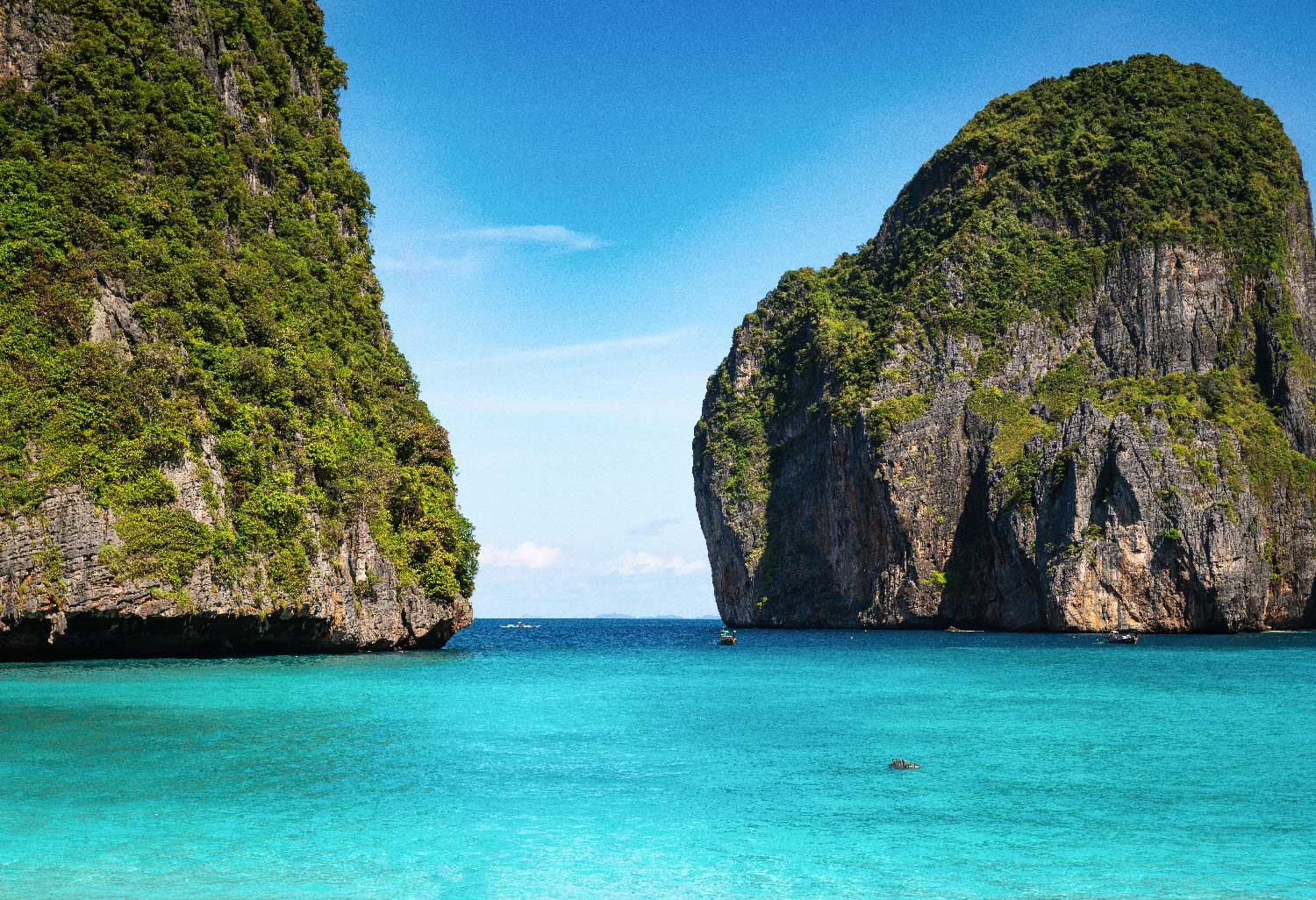 Pileh Lagoon Phi Phi Island One of the most instagrammable spots in phi phi - Phuket Sail Tours